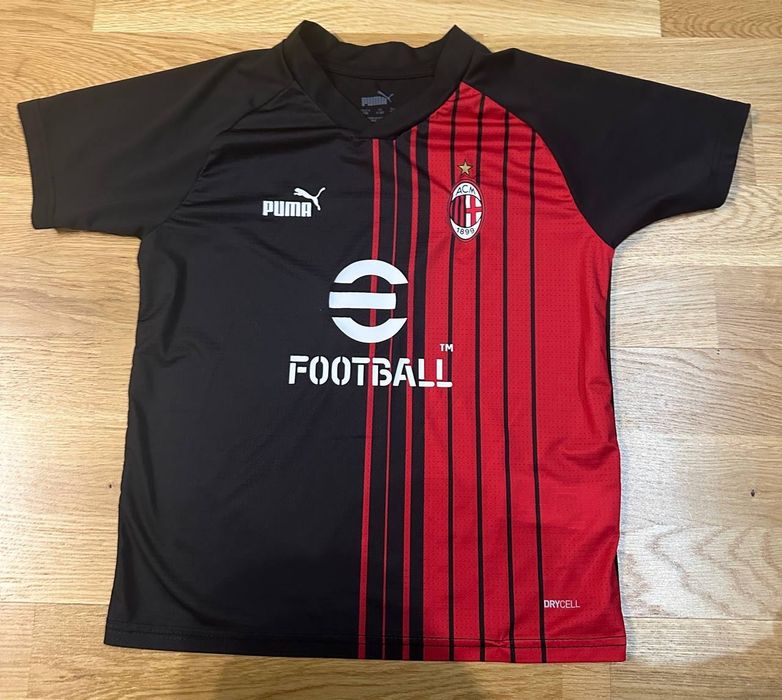 Дитяча футболка PUMA AC Milan сезону 2022-23 на 9-10 років