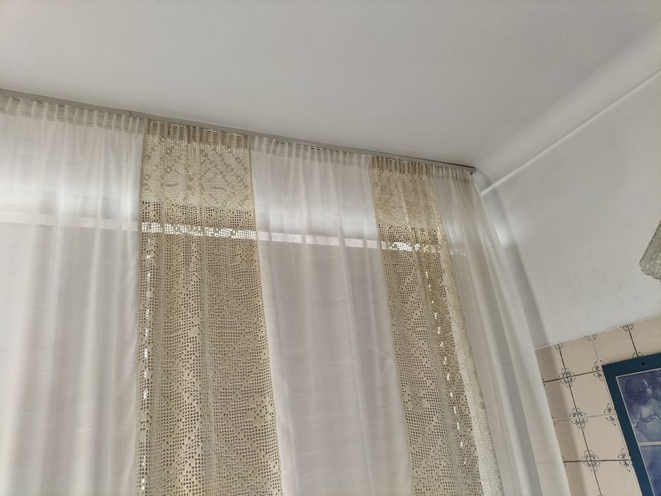 Cortinado em renda