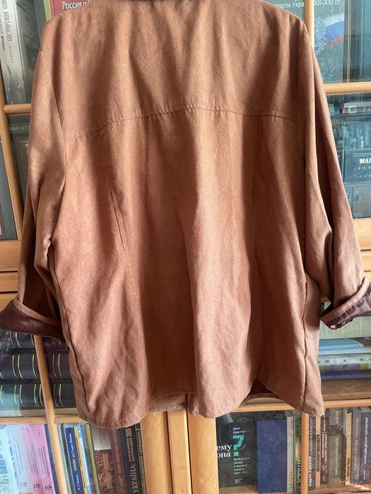 Коричнева замшева сорочка 54-56 р-р