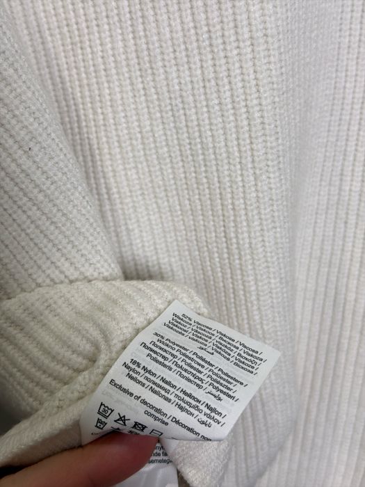 Bialy sweter damski S Pieces