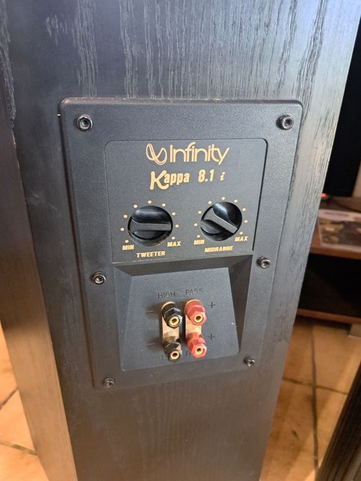 Kolumny infinity kappa 8.1