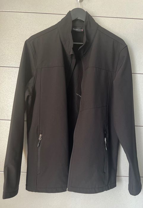 Чоловіча осіння куртка, розмір М, вживане