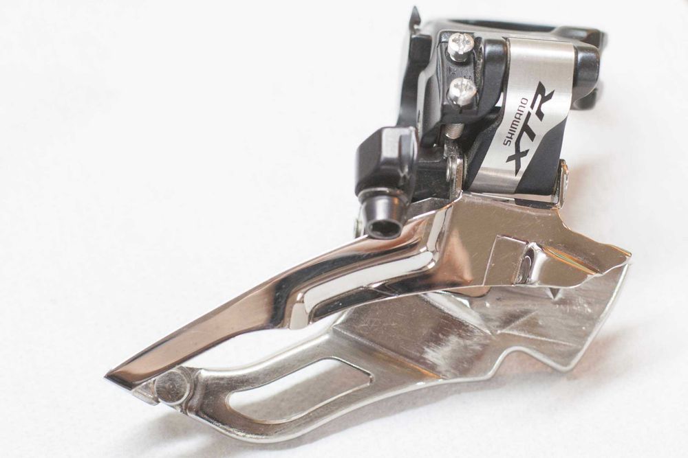 Przerzutka przednia XTR FD-M981