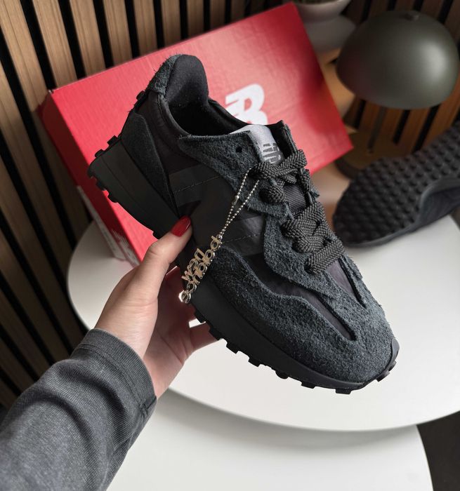 !LUXURY! New Balance 327 Black | 40 41 42 43 44 45