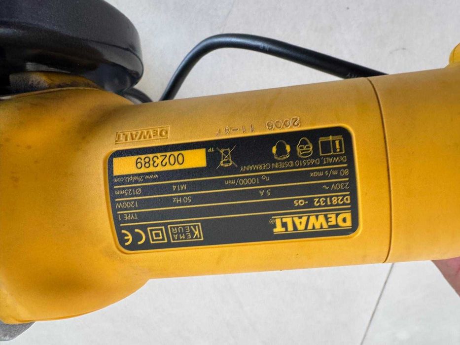 Rebarbadora Angular Dewalt D28132-QS 1200 W 230 V