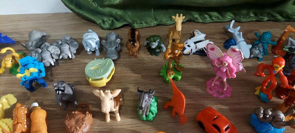 Іграшки   кіндер