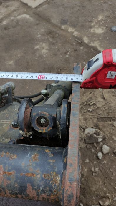 Ковш челюсний  Terex JCB Komatsu Volvo