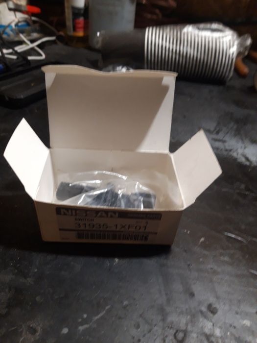 Продам датчик акпп ниссан