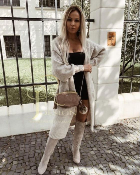 Beżowy kardigan długi