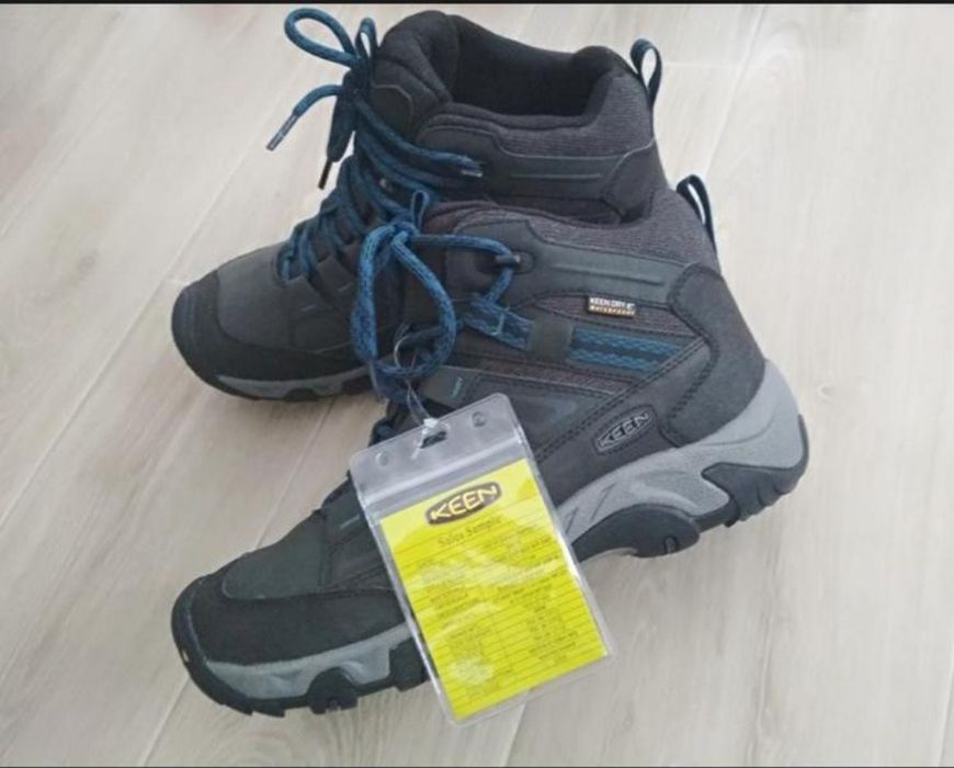 Зимові кросівки Keen Waterproof розмір 41/26,5см.
keen, розмір 41/26,