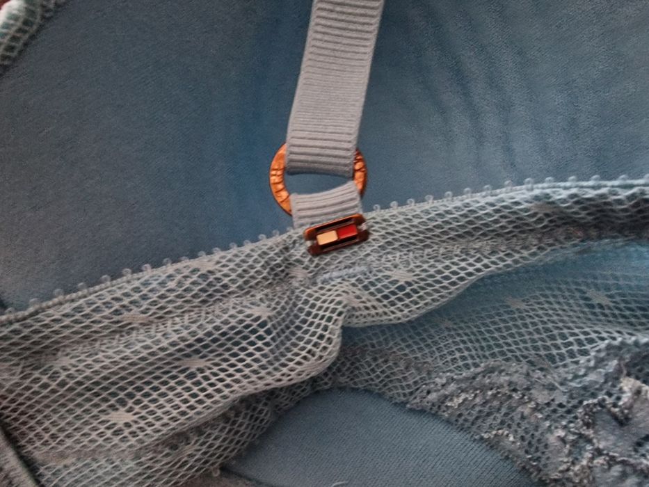 Biustonosz Tommy Hilfiger 80C
