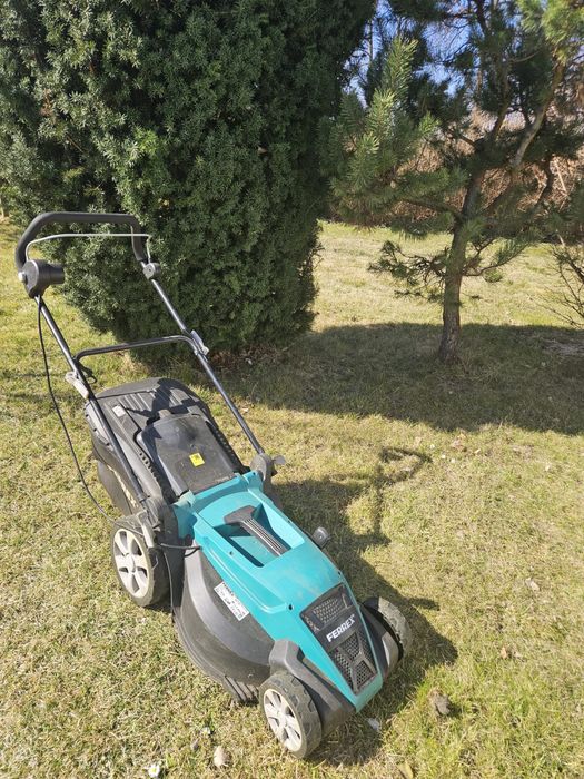 Kosiarka elektryczna z koszem Ferrex GLM44