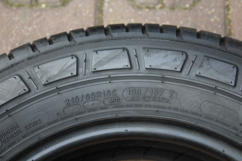 215 65 R16C Micheli Agilis 3
