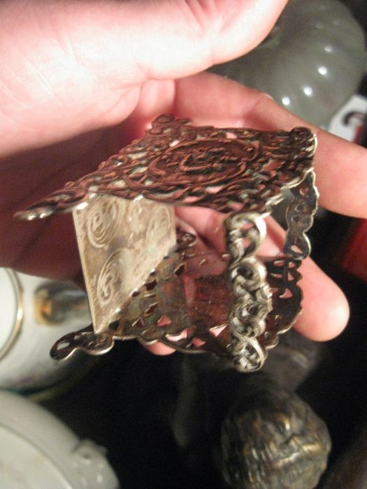 Serwetnik podstawa do zapałek na stół ażur plater 19/20w Bibelot ANTYK