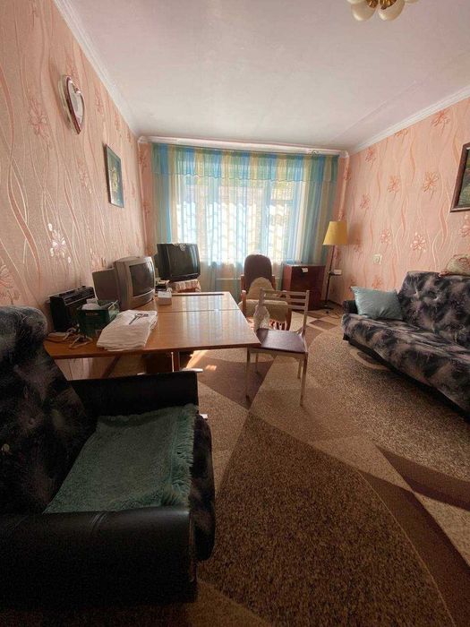 Продам квартирух 4х комнатную