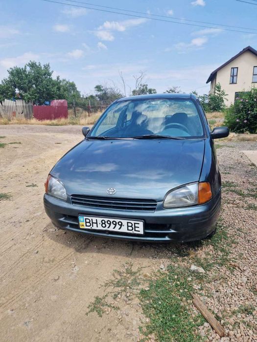 Toyota Starlet 1.3 бензин 1996 год