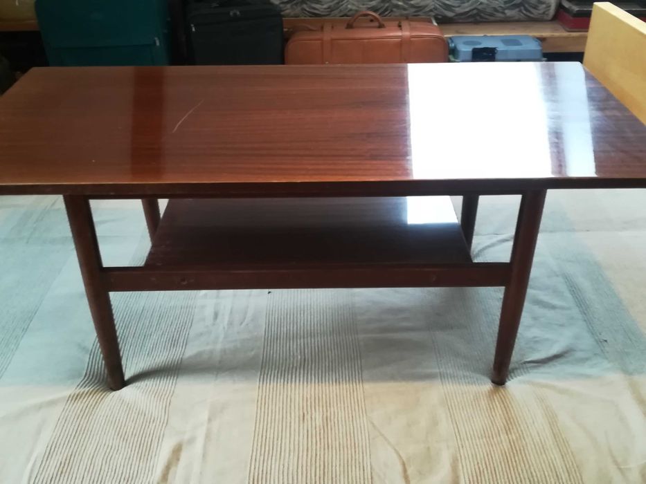 Stolik kawowy z półką, fornir  PRL