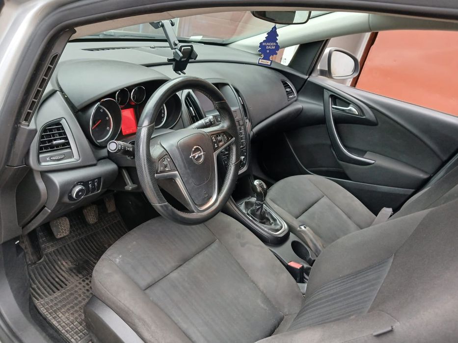 Sprzedam Opel Astra j