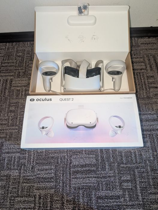 Продам VR-шолом Oculus Quest 2 (Meta Quest 2) 64 GB