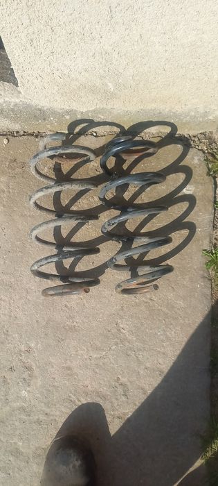 Sprężyny przód VW TOURAN 1.9TDI