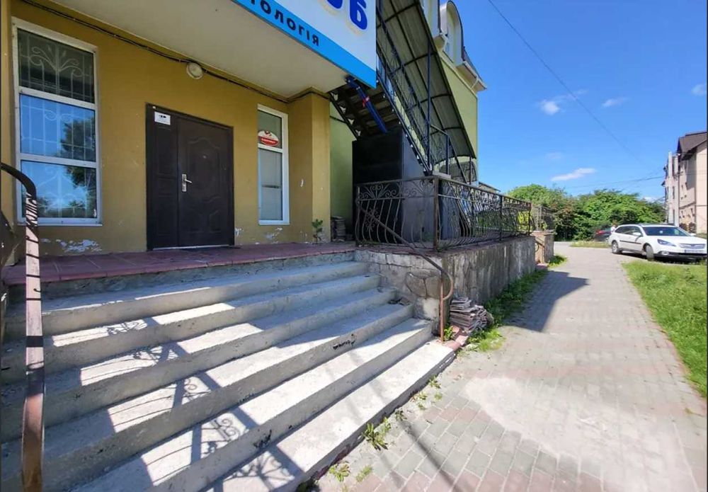 (8) Здається в оренду комерційне приміщення в смт. Калинівка 9726