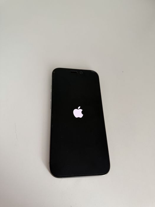 iPhone 15 Pro 128 GB – Titan Naturalny – stan bardzo dobry