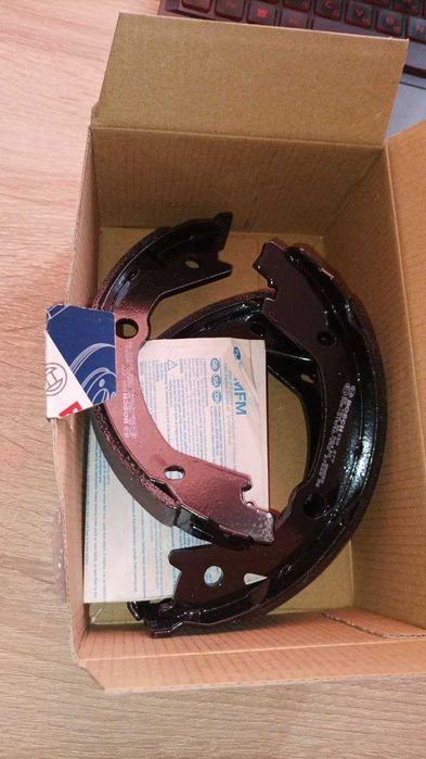 Колодки гальмівні барабанні Bosch