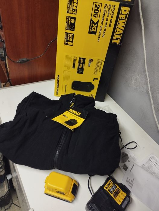 Podgrzewana kamizelka 18V DEWALT DCHV086