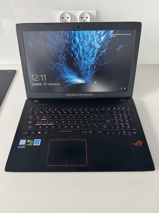 Laptop gamingowy ASUS ROG STRIX GL553V