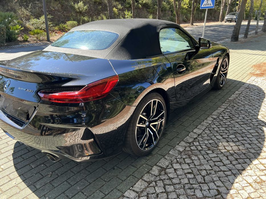 BMW Z4 sDrive30i M Sport — 2023 — 33.000 km — +8.200€ em extras
