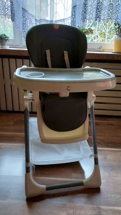 Krzesełko do karmienia Lionelo