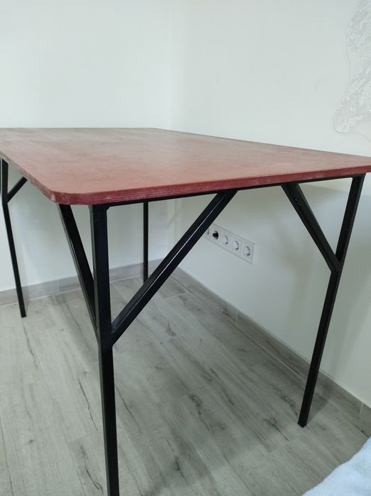 Стіл ручна робота