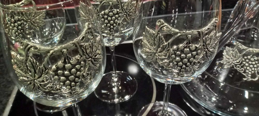 Conjunto de copos e decanter com estanho