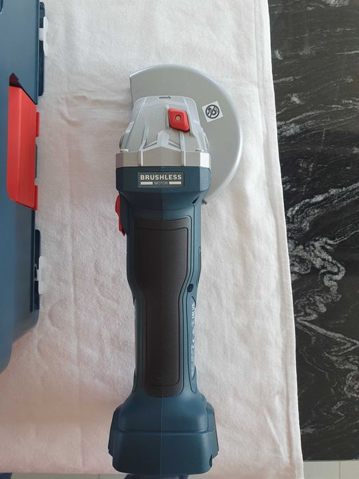 Bosch GWS 18V-7 szlifierka kątowa