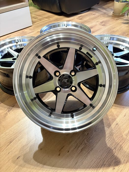 Felgi R15 8J 4x100 ET20