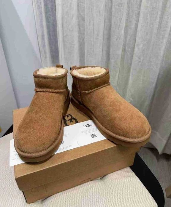 Buty damskie Trampki UGG_Classic_Ultra_Mini_ Chestnut Rozmiar 37