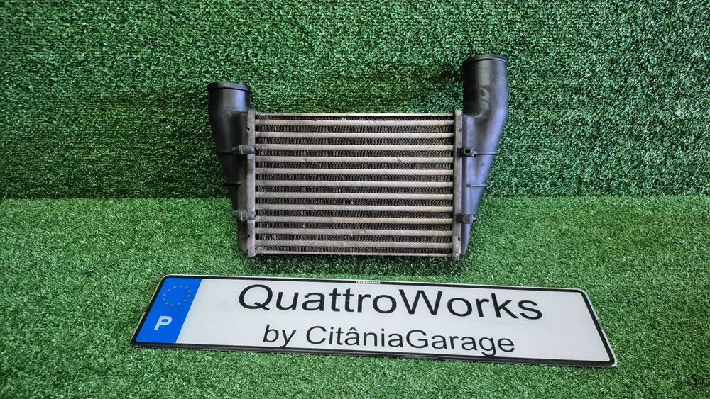 Intercooler Original Audi Volkswagen 1.8T 1.9 TDI Ref. 058.145805A em excelente estado