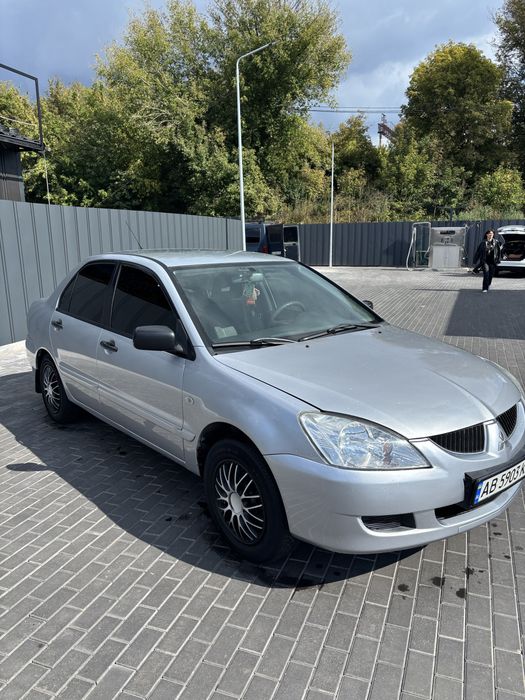 Mitsubishi Lancer 9