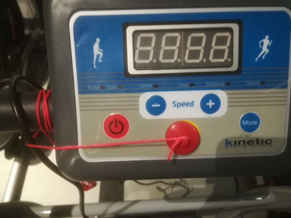 Wyprzedaz bieżnia kinetic sports