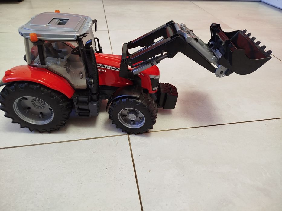 Трактори Bruder іграшковий трактор великий