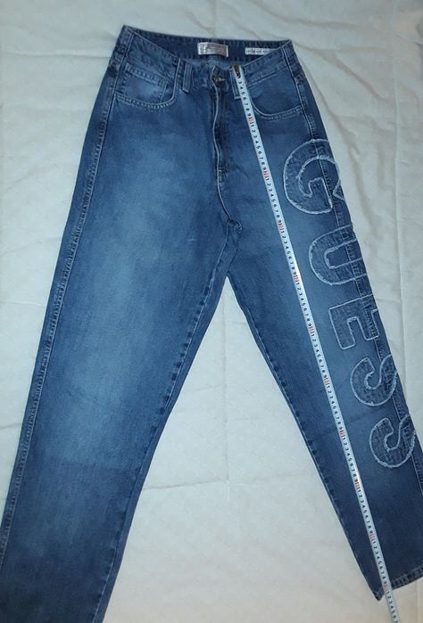 Calças de senhora em ganga da Guess Jeans