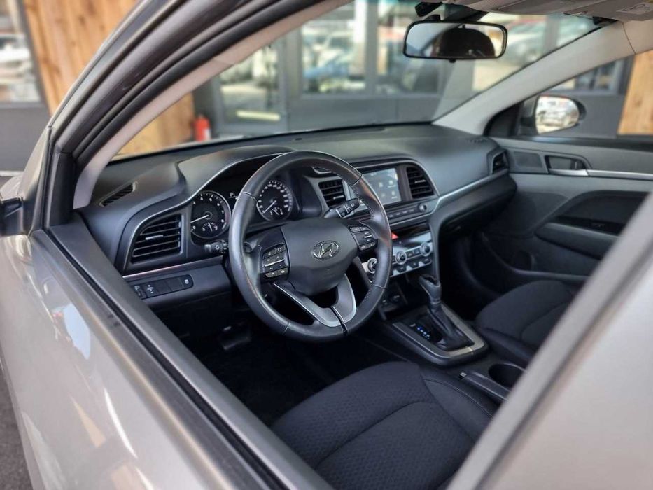 Продам  Hyundai Elantra 2020. Можна в розстрочку, під викуп.