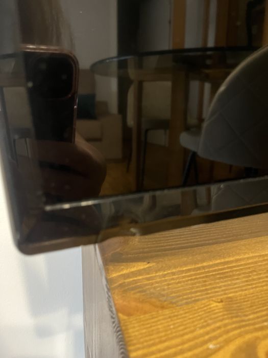 TV LG Smart TV 28”