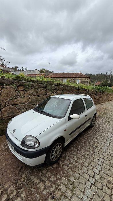 Renault Clio 1.9d - Carrinha Comercial