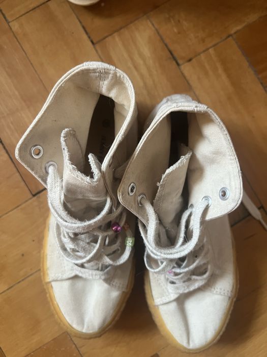 Kremowe trampki na grubej podeszwie platformie 36