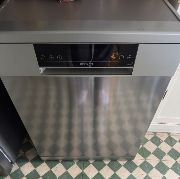 Máquina de lavar loiça Becken