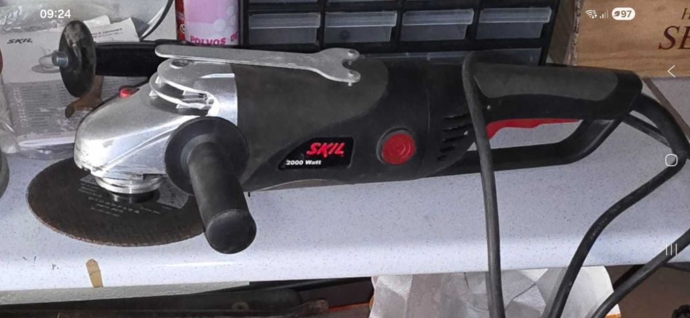Rebarbadora SKIL 2000W 230mm – Completa com Mala Original