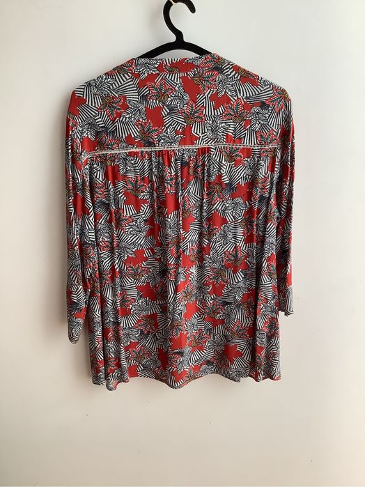 Blusa  florida Caroll