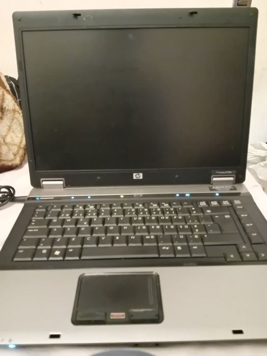 Pc Portátil HP Compaq 6730b com carregador