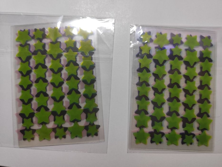 Різнокольорові пімпл патчі від акне